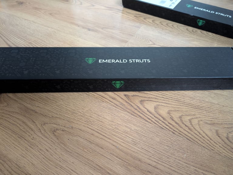 image for Emerald Struts Automatic Boot Struts 