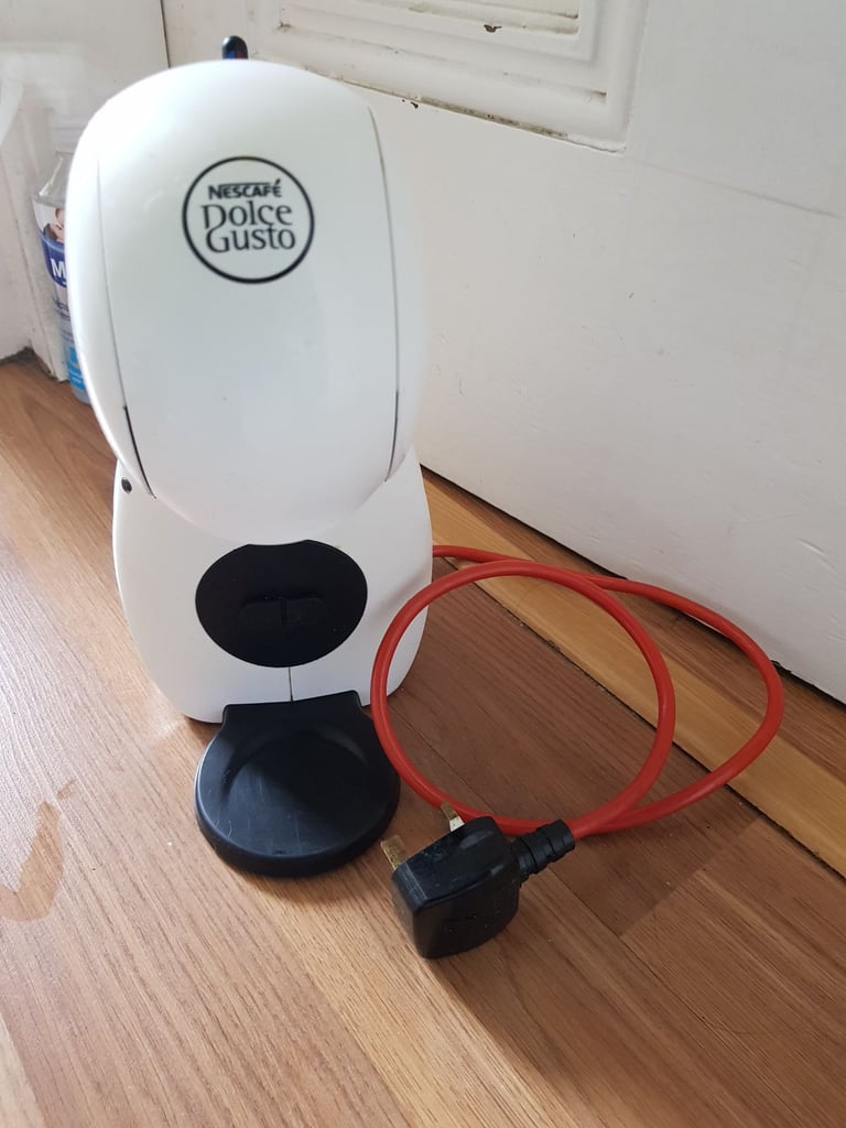 NESCAFÉ DOLCE GUSTO De'Longhi Piccolo XS Pod Capsule Coffee Machine