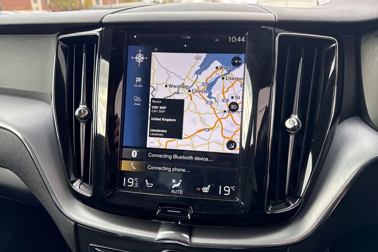 2019 Volvo XC60 2.0 B4 MHEV Momentum Auto AWD Euro 6 (s/s) 5dr SUV DIESEL Automatic