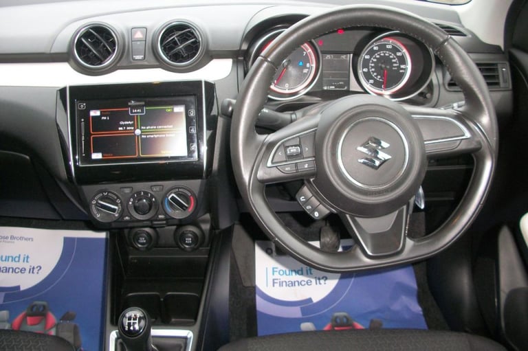  Suzuki Swift 1.0 SZ-T BOOSTERJET Petrol