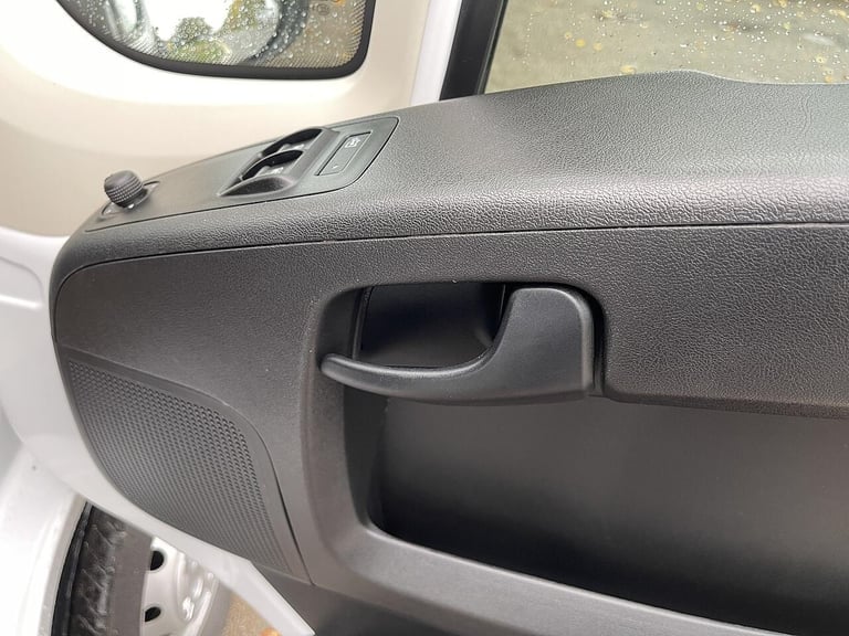 2022 Peugeot Boxer 2.2 BlueHDi 335 Professional L3 H2 Euro 6 (s/s) 5dr PANEL VAN Diesel Manual