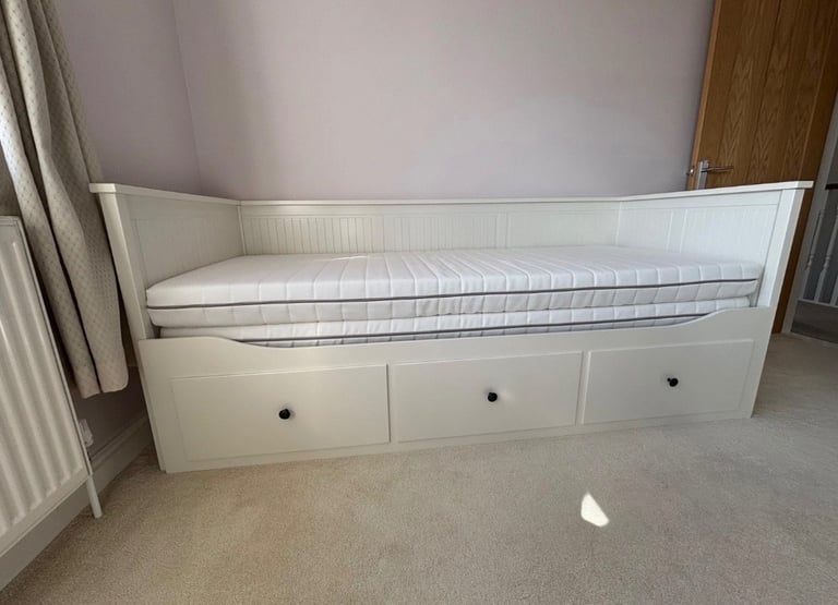 FREE DELIVERY - IKEA Hemnes Day bed + 2 Mattresses