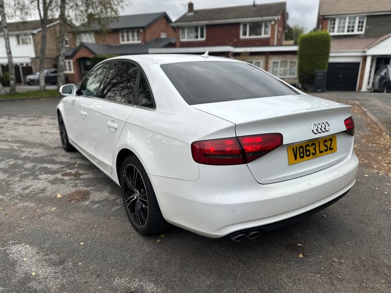 Audi A4 Saloon 
