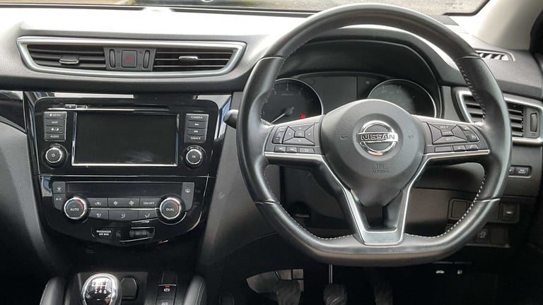 2019 Nissan Qashqai 1.3 DiG-T Acenta Premium 5dr Hatchback Petrol Manual