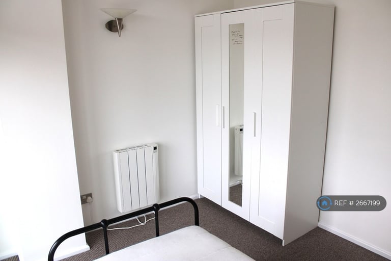 4 bedroom flat in New Hampton Lofts, Birmingham, B18 (4 bed) (#2667199)