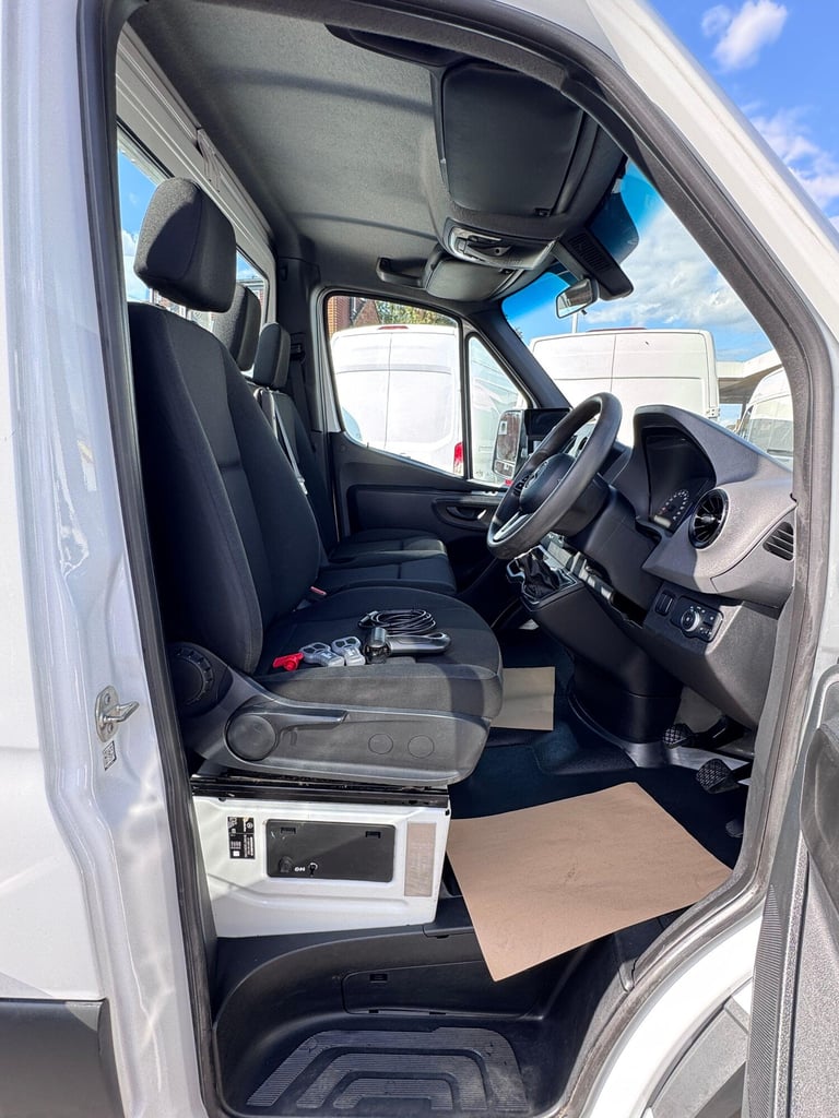 2021 Mercedes-Benz Sprinter 2.0 315 CDI Progressive RWD L3 Euro 6 (s/s) 2dr CHASSIS CAB Diesel Ma...