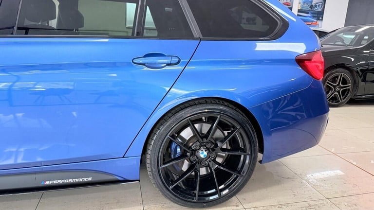 2019 BMW 3 Series 2.0 318d M Sport Shadow Edition Touring Auto Euro 6 (s/s) 5dr Estate Diesel Aut...