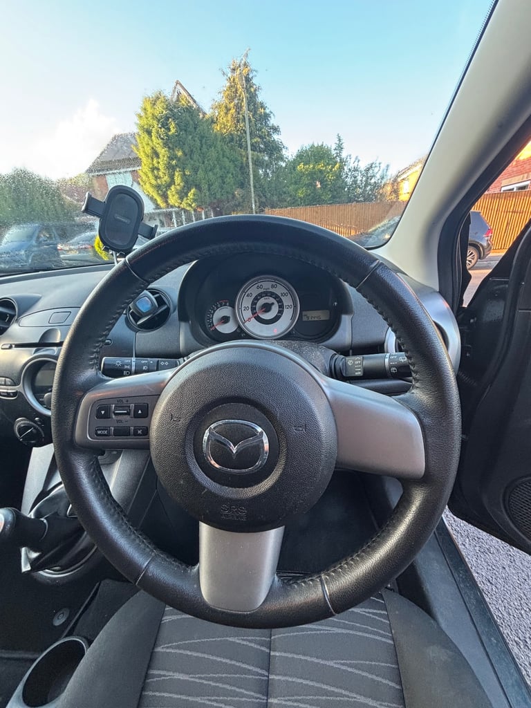 Mazda, 2, Hatchback, 2010, Manual, 1349 (cc), 5 doors