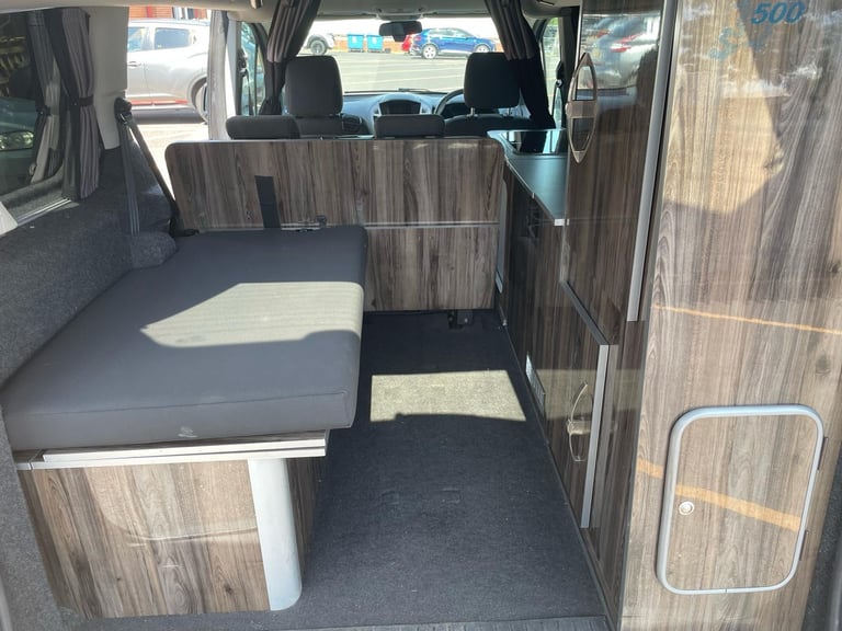 Ford TOURNEO CONNECT GRD ZETEC