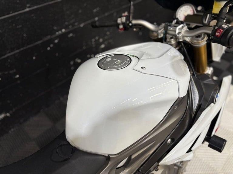 2014 64 BMW S 1000 R FINANCE SPECIALISTS APPLY NOW