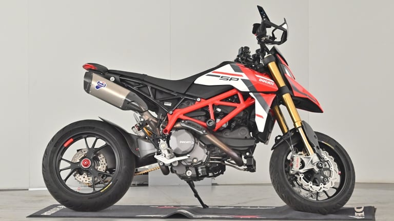 image for 2021 Ducati Hypermotard 950 950 SP Euro 5 Naked Petrol Manual