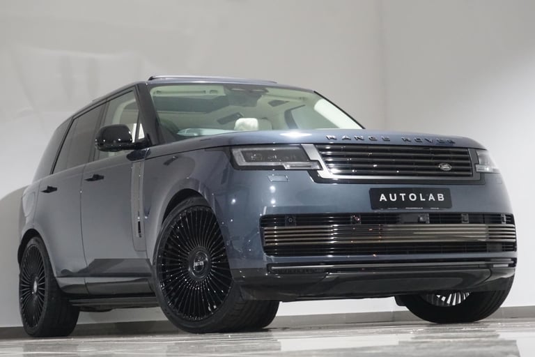 2023 Land Rover Range Rover 3.0 P550e 38.2kWh SV SUV 5dr Petrol Plug-in Hybrid Auto 4WD Euro 6 (s...