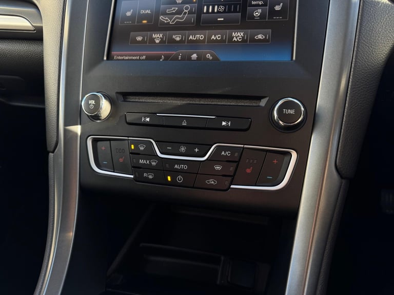 2015 Ford Mondeo 2.0 EcoBoost Titanium 5dr Auto ESTATE PETROL Automatic