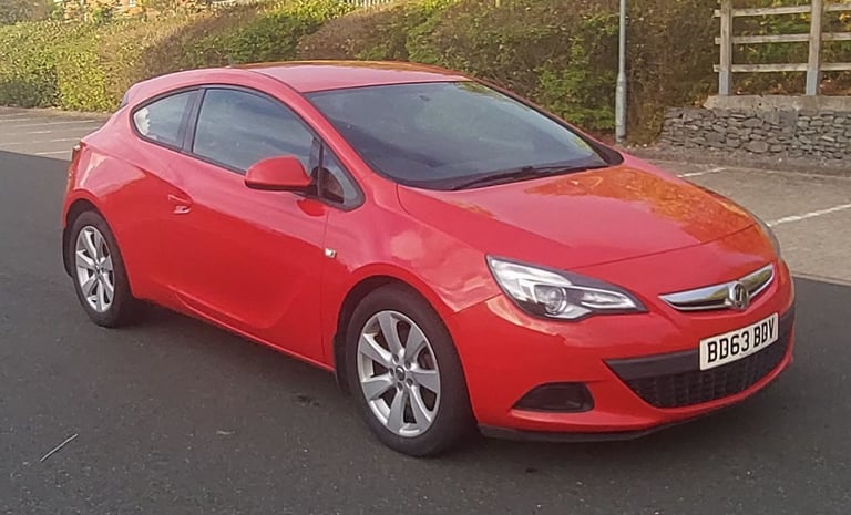 VAUXHALL ASTRA 1.4 PETROL FULL-SERVICE HISTORY & 11 MONTHS MOT 
