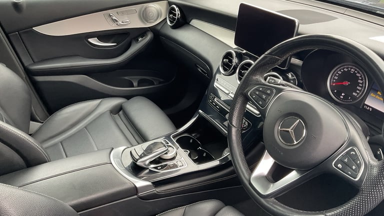 2019 Mercedes-Benz GLC 220d 4Matic Sport Premium Plus 5dr 9G-Tronic Diesel Estate Estate Diesel A...