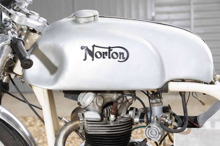 1973 NORTON DOMIRACER PETROL Manual