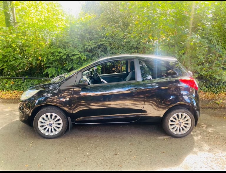 Ford, KA, Hatchback, 2015, Manual, 1242 (cc), 3 doors