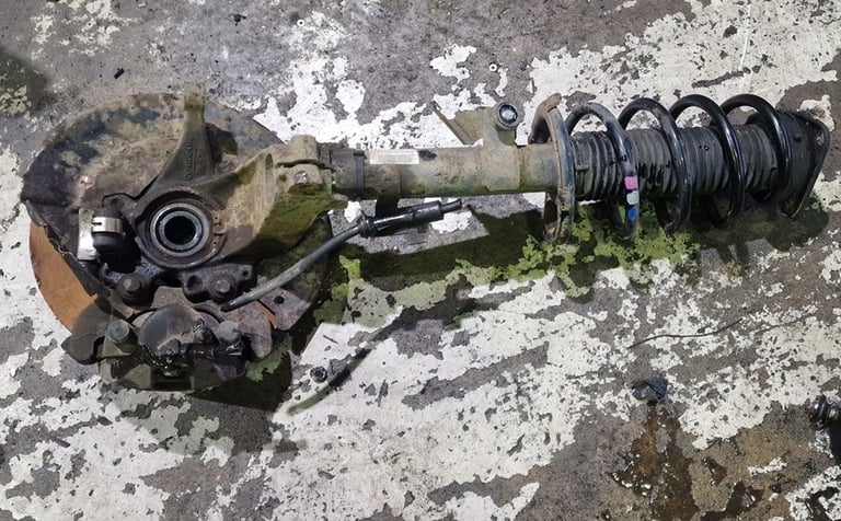 Ford Kuga 2.0 TDCI Front Left Side Leg 2012