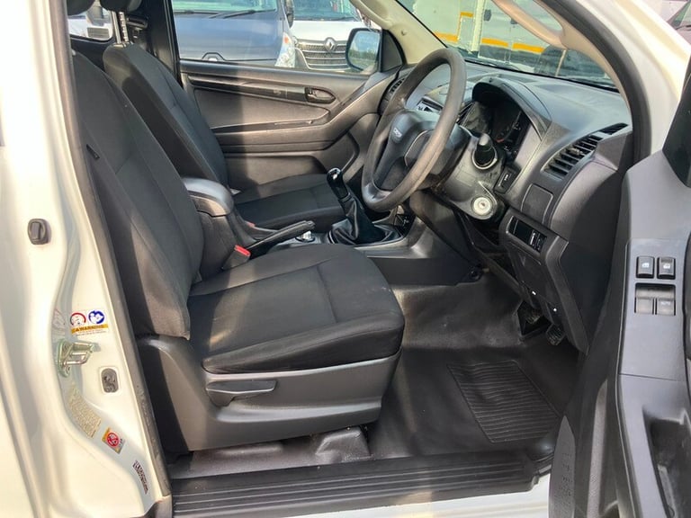 ISUZU RODEO 4X4 WITH AIRCON. 7,950+VAT