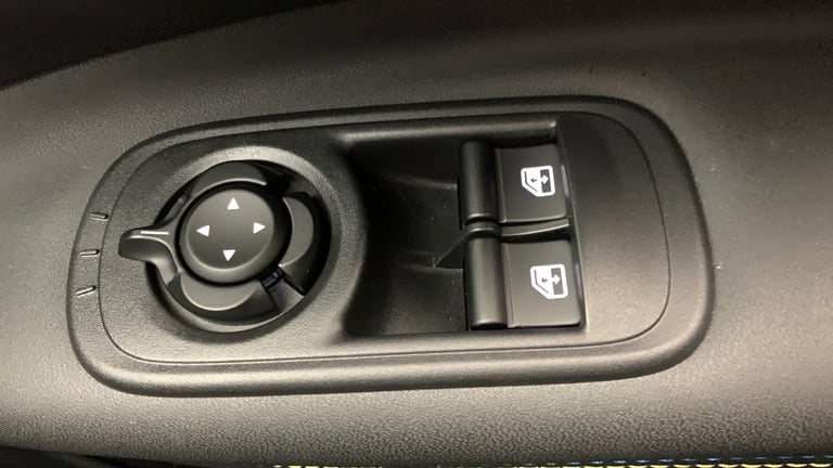 2024 Abarth 500 42kWh Turismo Hatchback 3dr Electric Auto (155 ps) Hatchback Electric Automatic