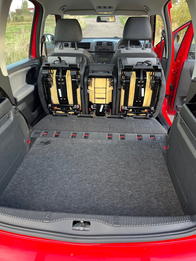Skoda, ROOMSTER, MPV, 2010, Manual, 1390 (cc), 5 doors