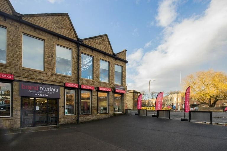 Self-storage units to rent in Bradford