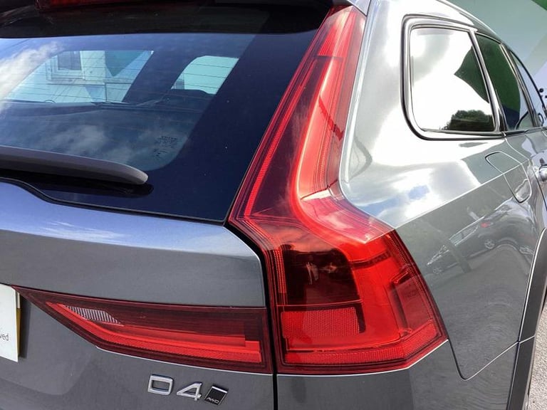 2019 Volvo V90 Cross Country 2.0 D4 Cross Country Plus 5dr AWD Geartronic Automatic Estate Diesel...