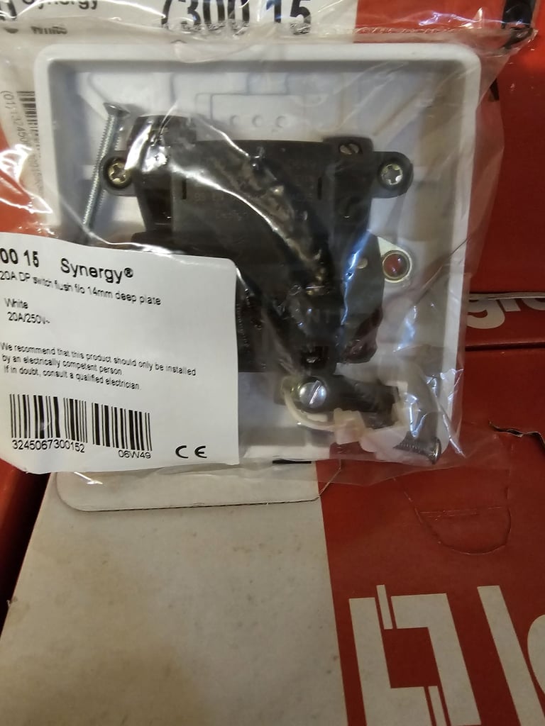 Legrand Synergy 20A DP Switch LED power inidicator in white