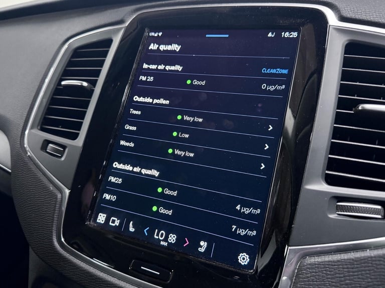 2023 Volvo XC90 Core Bright T8 (455 hp) ESTATE Petrol/Electric Hybrid Automatic