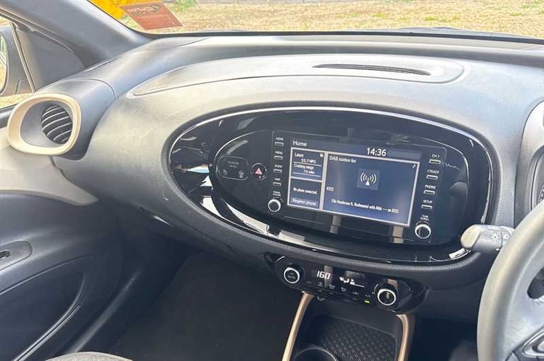 2022 Toyota Aygo X 1.0 VVT-i Edge Hatchback 5dr Petrol Manual Euro 6 (s/s) (72 ps) Hatchback Petr...