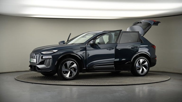 2024 Audi Q6 e-tron 100kWh S line SUV 5dr Electric Auto quattro (388 ps) SUV Electric Automatic