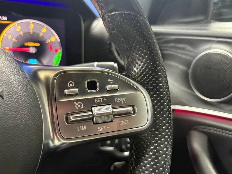 2019 Mercedes-Benz E-Class E300de AMG Line 5dr 9G-Tronic ESTATE DIESEL/ELECTRIC Automatic