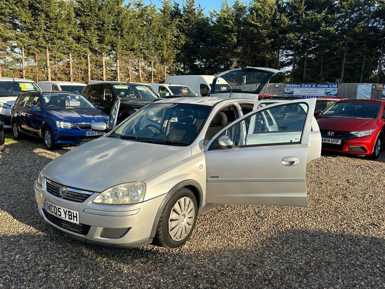 2005 Vauxhall Corsa 1.4i 16v Design 5dr (a/c) HATCHBACK Petrol Automatic