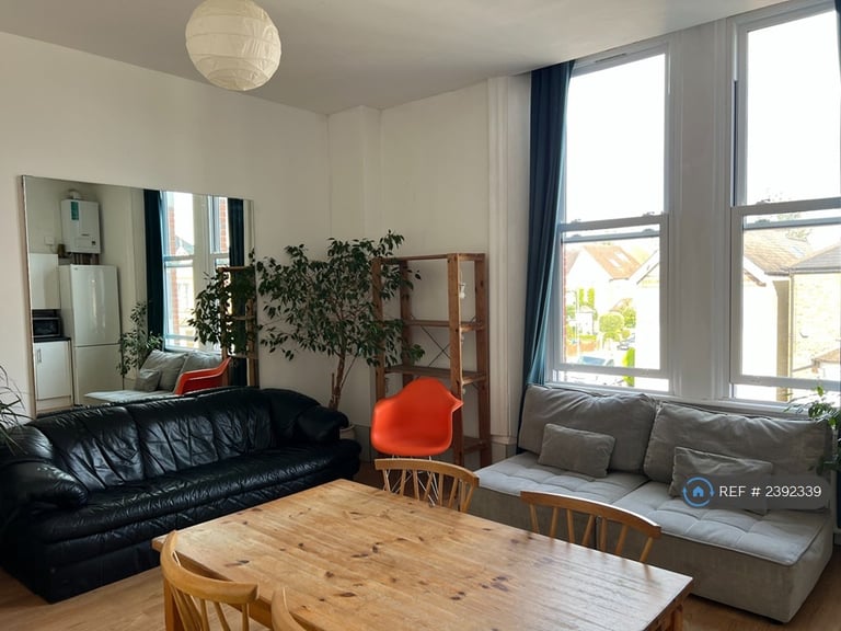 1 bedroom in The Kelly Arms, Kingston Upon Thames, KT1 (#2392339)