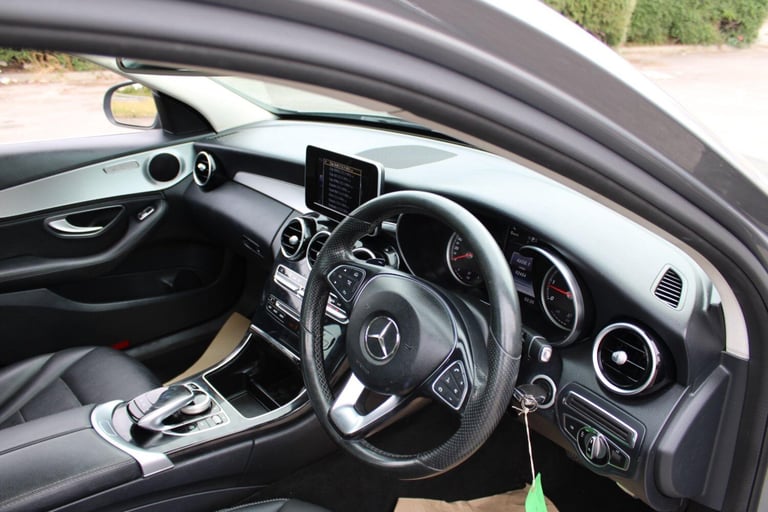 2015 Mercedes-Benz C Class 2.1 C250 BlueTEC Sport G-Tronic+ Euro 6 (s/s) 4dr SALOON Diesel Automatic