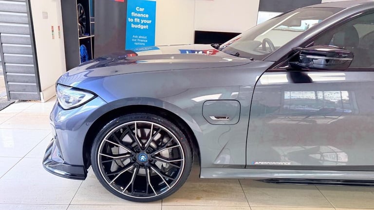 2021 BMW 3 Series 2.0 330e 12kWh M Sport Auto Euro 6 (s/s) 4dr Saloon PETROL/ELECTRIC Automatic
