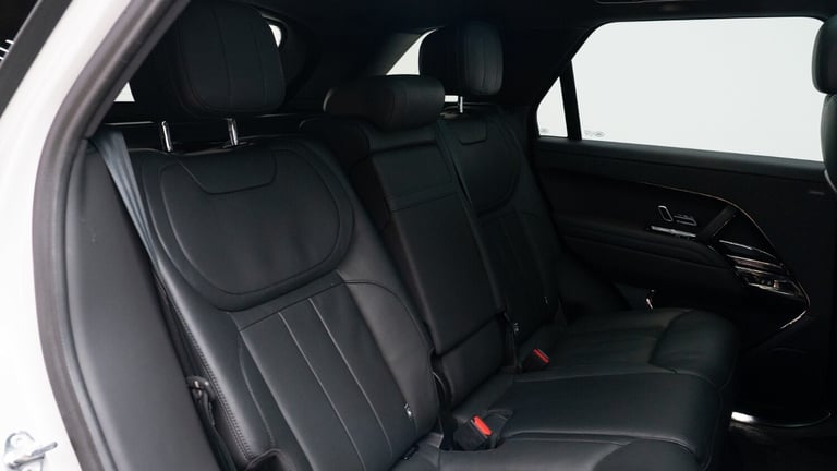 2023 Land Rover Range Rover Sport (73 Reg) 3.0 D300 Dynamic SE (Black Pack) Estate DIESEL/MHEV Au...