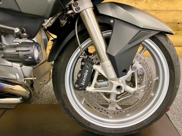 SUPERB CONDITION 2015 BMW R1200RT LE, FSH, 12 MONTHS NATIONWIDE WARRANTY