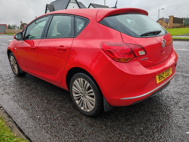 Vauxhall, ASTRA, Hatchback, 2013, Manual, 1398 (cc), 5 doors