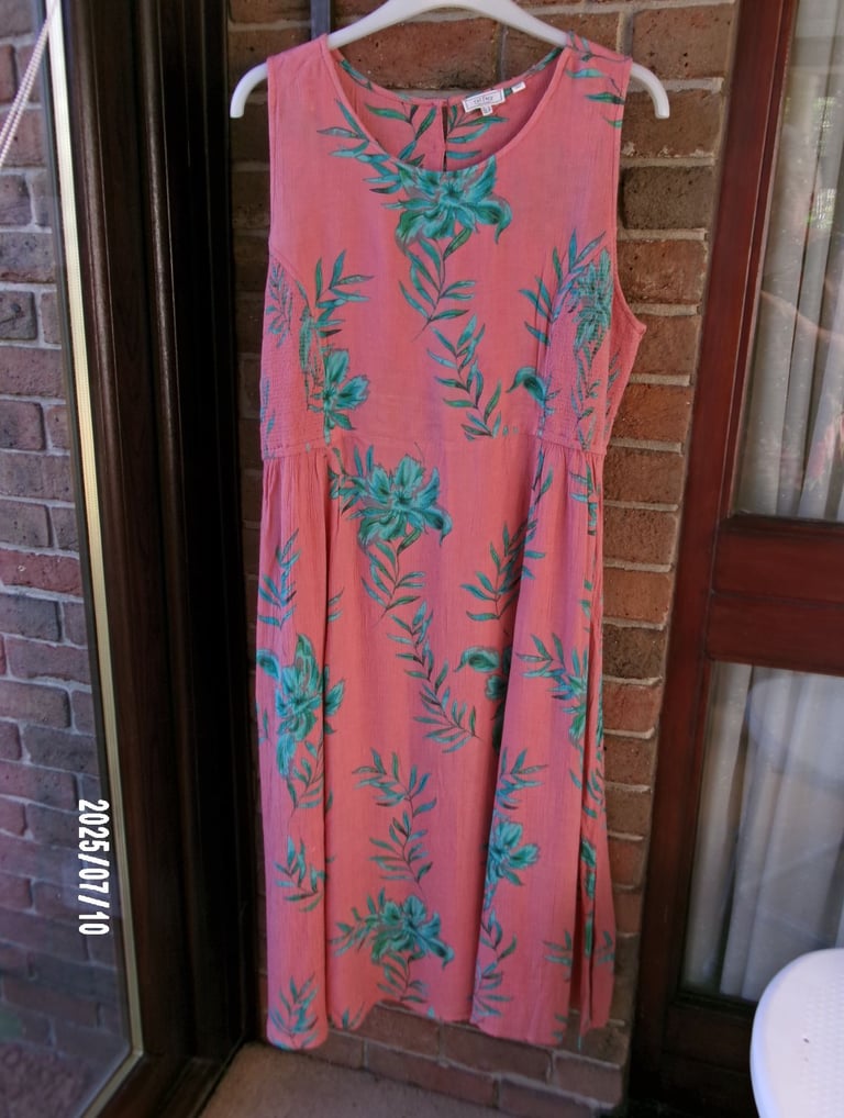 FAT FACE MIDI DRESS.  SIZE 18