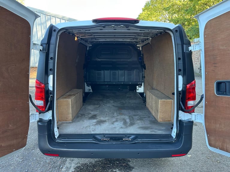 2020 Mercedes-Benz Vito 2.1 114 CDI Pure RWD L3 Euro 6 (s/s) 5dr PANEL VAN Diesel Manual