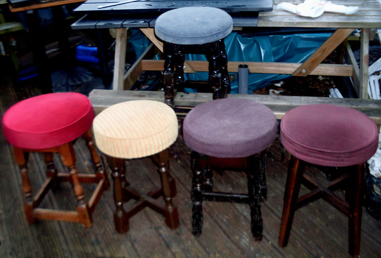 OPEN EVERY DAY: VINTAGE PUB, SHED & HOME BAR ALADDIN'S CAVE: - MICROPUB, MAN & WOMAN CAVES