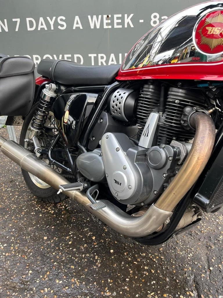 BSA Gold Star 650cc Classic Motorcycle Insignia Red 11213 Miles 2024