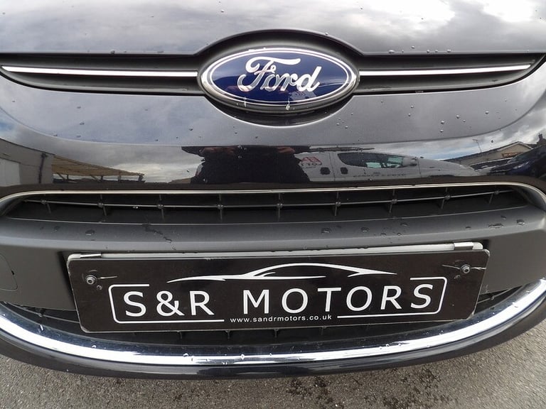 2012 Ford Fiesta Titanium Hatchback Petrol Manual