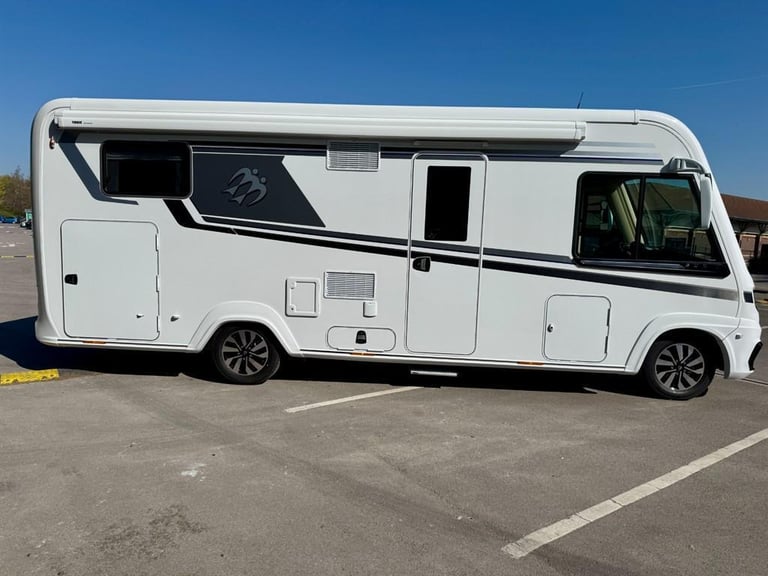 Knaus Sun I 700 LEG 6 Berth 4 Belts Luxury A Class Motorhome