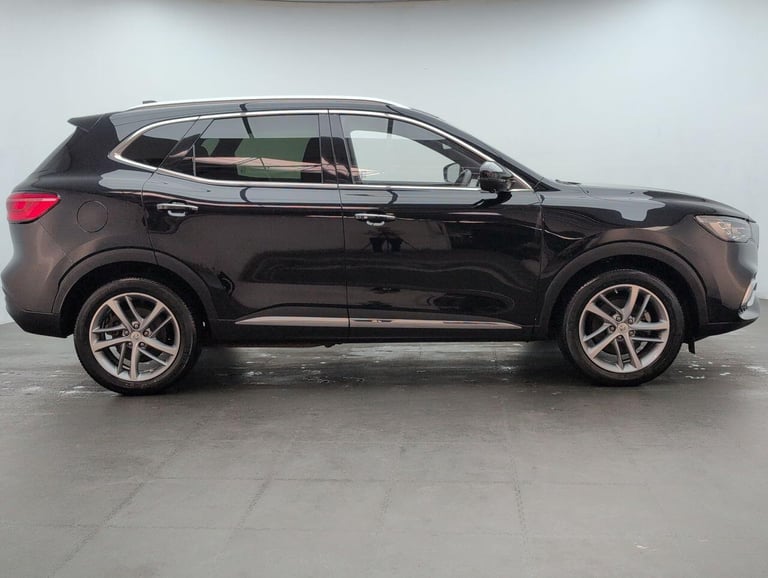2023 MG MG HS 1.5 T-GDI 16.6kWh Exclusive SUV 5dr Petrol Plug-in Hybrid Auto Euro 6 (s/s) ESTATE ...