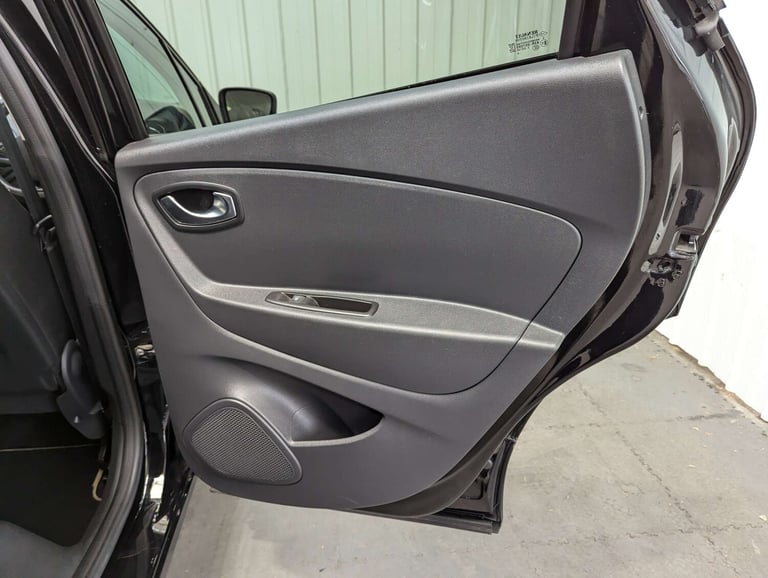 2018 Renault Captur 0.9 Captur Iconic TCe 5dr SUV Petrol Manual