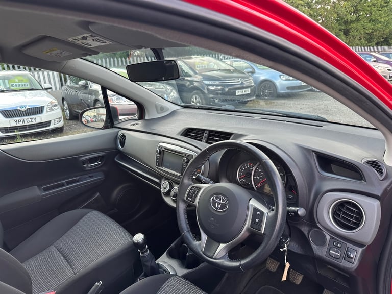 2013 Toyota Yaris 1.33 Dual VVT-i TR Hatchback 5dr Petrol Manual Euro 5 (101 ps)