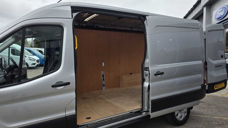 2025 Ford Transit 2.0 EcoBlue 165ps H2 Limited Van [Nav] Medium Roof Van Diesel Manual