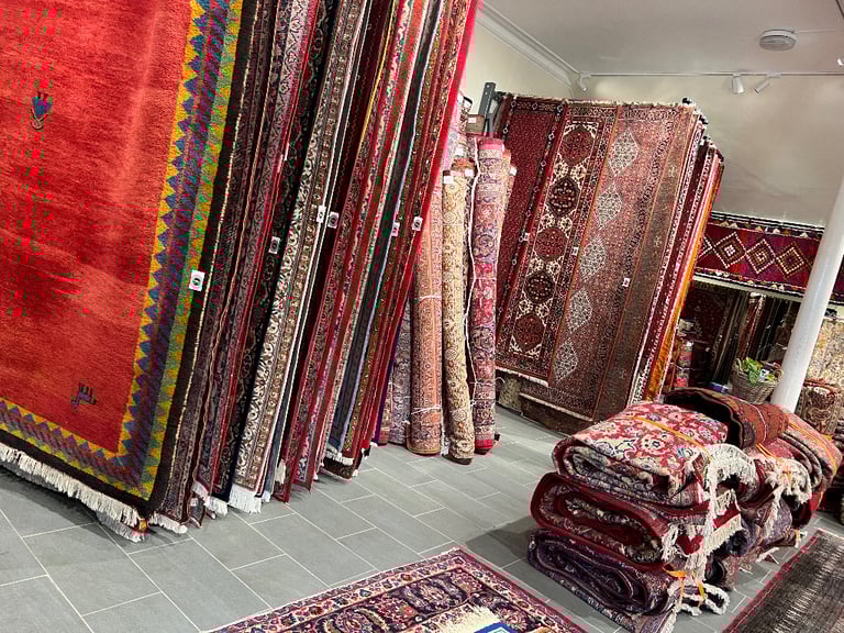 MAHARAJA SILK RUG 280x370cm